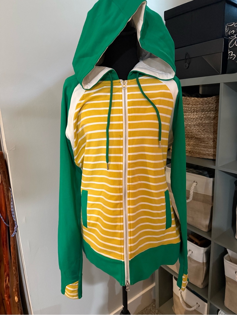 7 Degrees hoodie XL